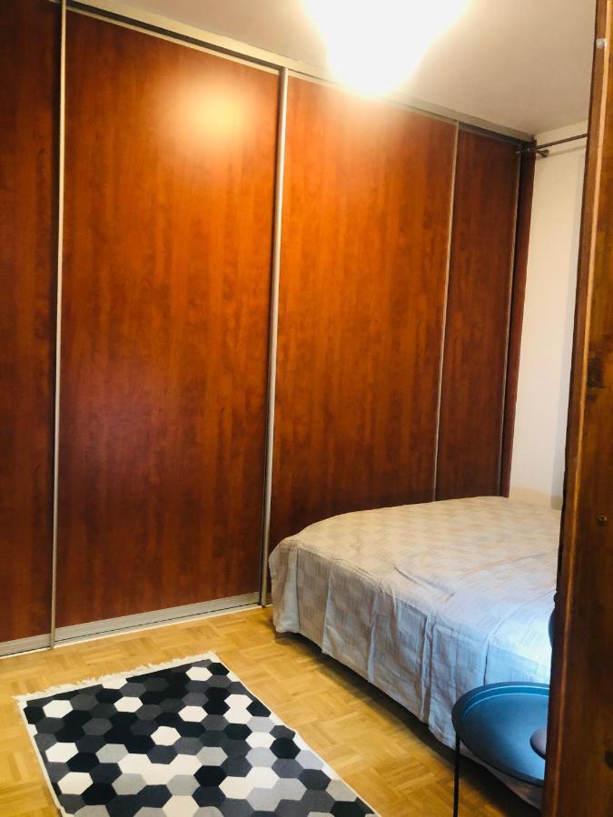 Cozy One-Bedroom Apartment サラエヴォ エクステリア 写真